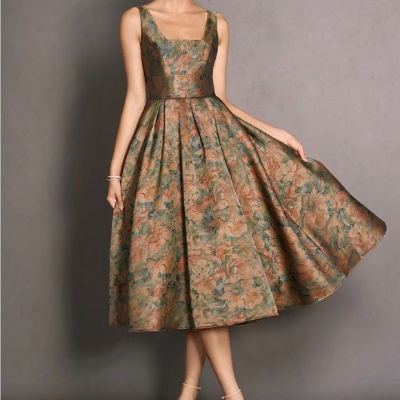 Azazie Dresses & Skirts - Azazie Elegant Green and Gold Midi Dress
